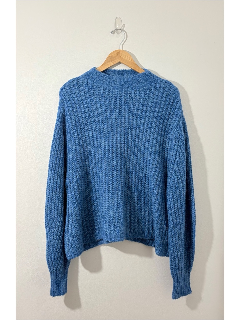 Happy X Nature blue thick knit oversized wool blend sweater (small)